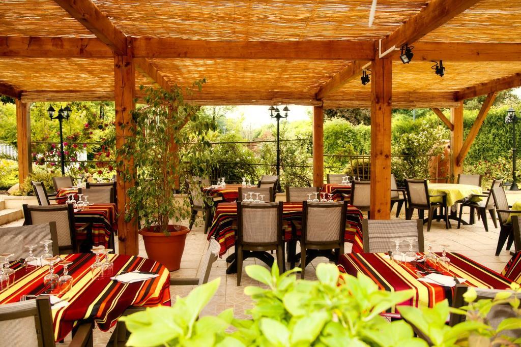 Hotel Au Feu De Bois Amou